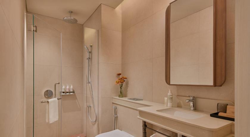 APT. Stamford Place - image 10