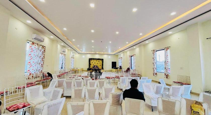 Sajjan Bagh Resort - image 10