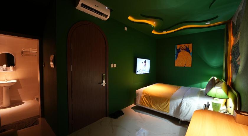 Kimmy Hotel - Khách sạn tình yêu - image 11