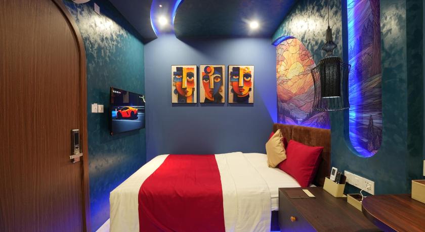 Kimmy Hotel - Khách sạn tình yêu - image 12