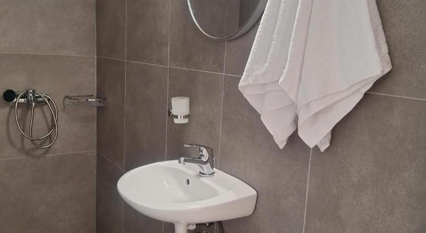 Vasilis Studios & Apartments - image 3
