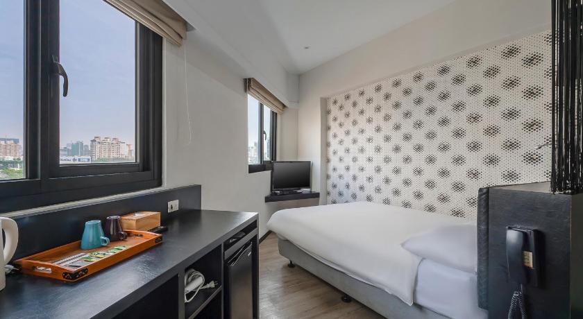 Image of Deluxe Room 5