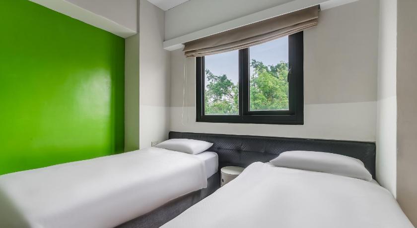 Image of Deluxe Twin Room 8