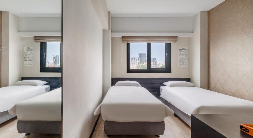 Image of Deluxe Twin Room 3