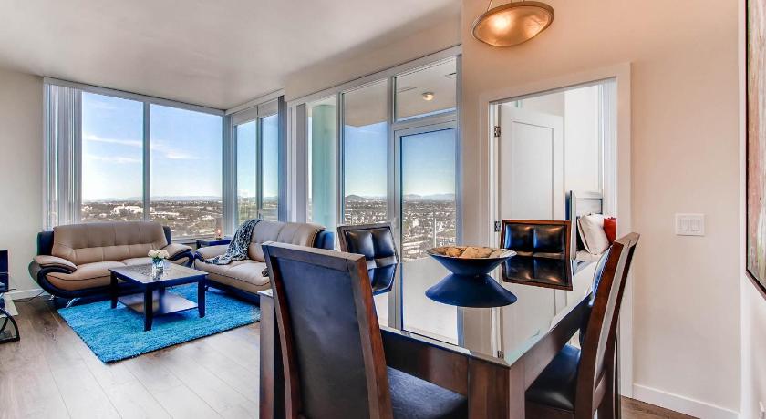 Beautiful Highrise In Downtown San Diego 2 San Diego City