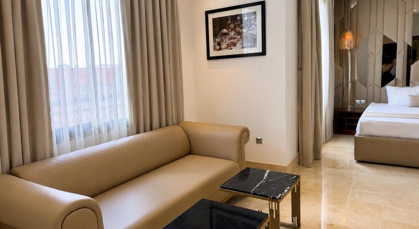 Image of Deluxe Junior Suite 7