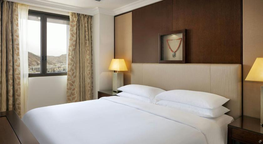 Junior Suite Club, 1 King Bed attēls 1