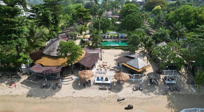 Coco Lanta Resort - image 25
