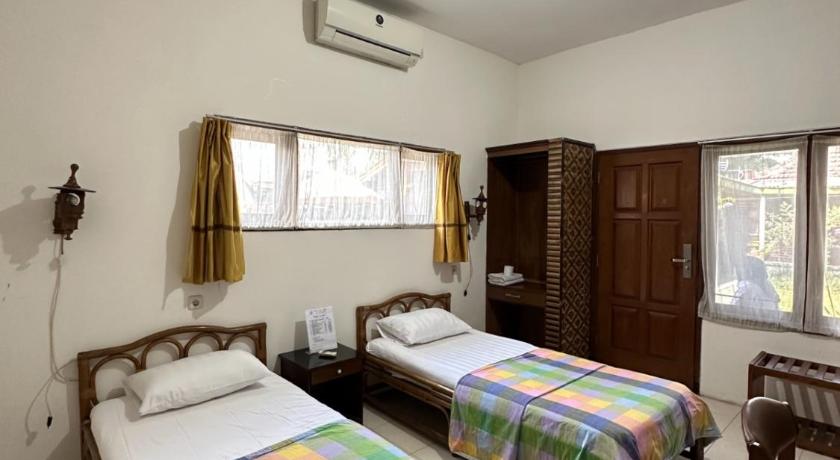 Enny's Guest House - image 11