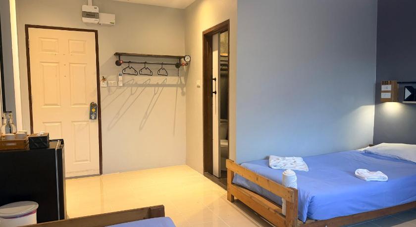 Image of Loft Triple Room with No balcony 4