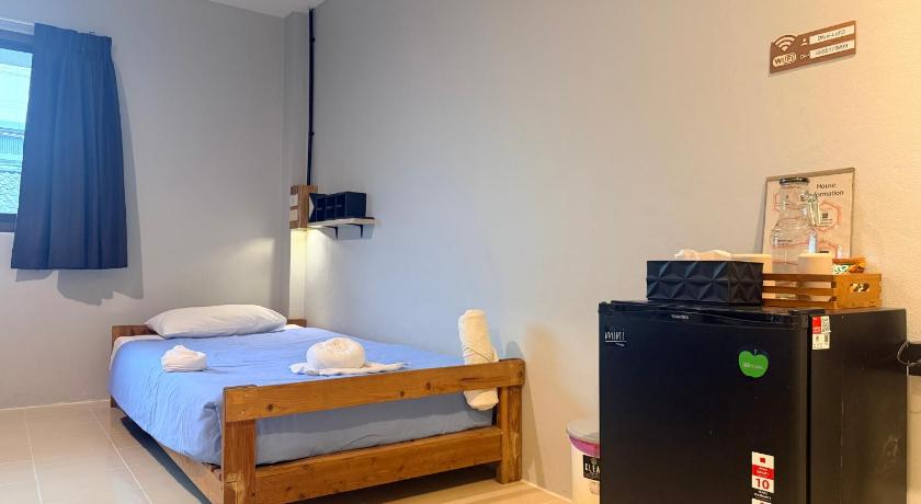 Image of Loft Triple Room with No balcony 8