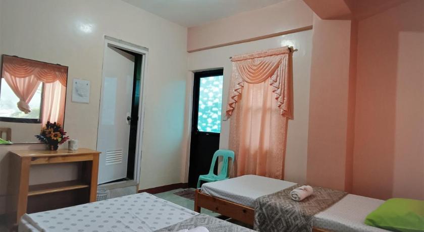 Image of Standard Triple Room 1
