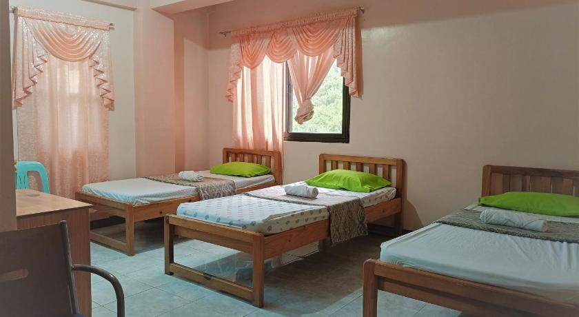Image of Standard Triple Room 4