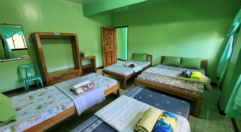 Image of Standard Family Room 4