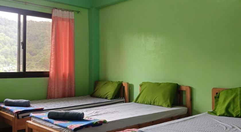 Image of Standard Family Room 7