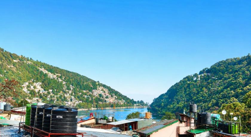 Hotel Radha - The Royal Palace Near Naini Lake & Mall Road Nainital Retreat ! Elegant Rooms Family-F