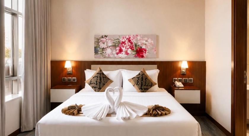 Palm Boutique Hotel - image 3
