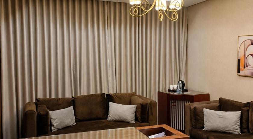 Palm Boutique Hotel - image 7