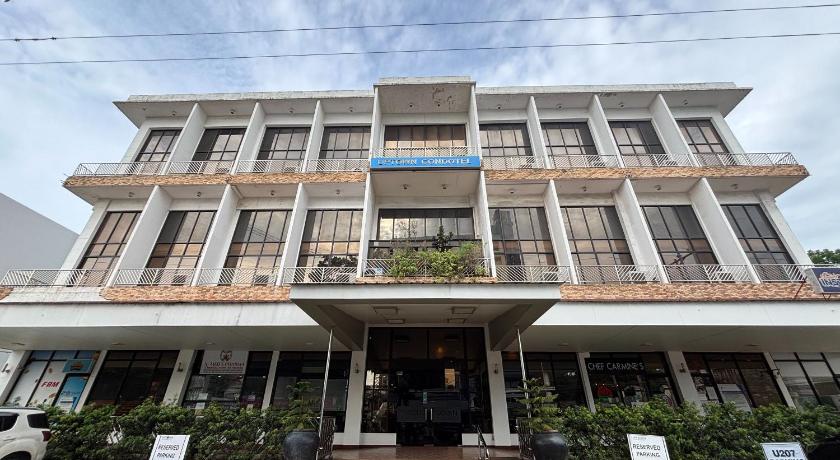 Noorway Hotel and Residences - image 3