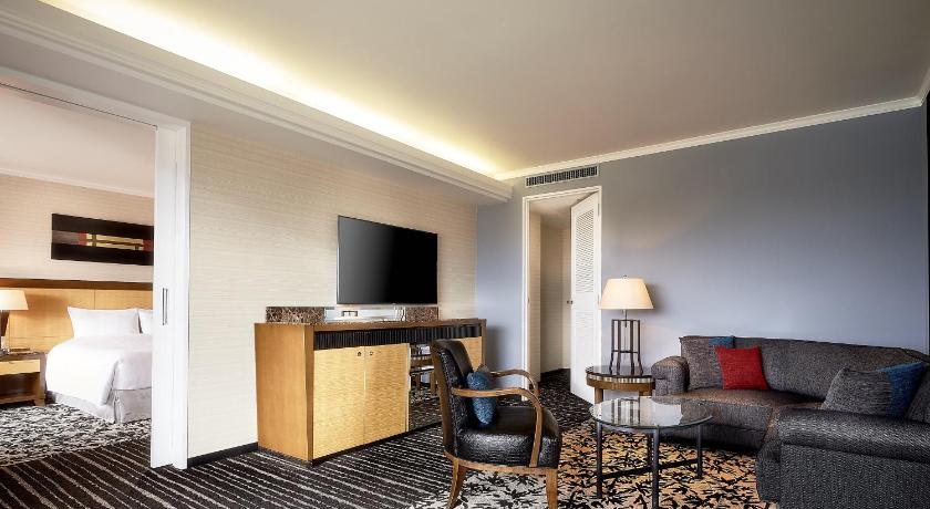 Image of Suite - Selected at Check-in Non Smoking 1