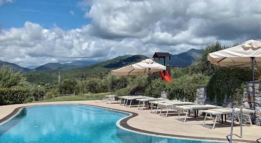 Appartamento Leccino con piscina - Riva Trigoso