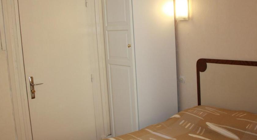 Hotel Republique photo