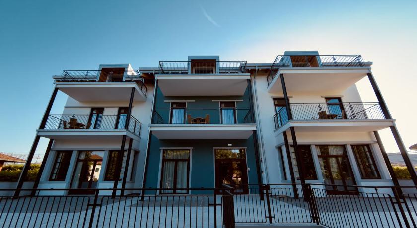 Mirage Arona