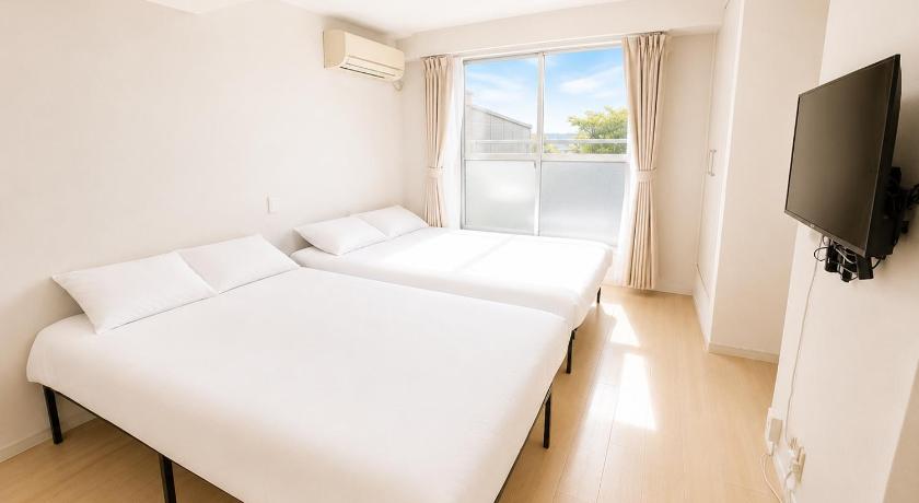 301 Tennoji Family Apartment 5min Walk from Station for 4 Guests