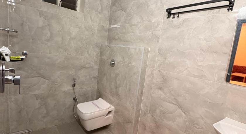 Hotel Dhanwik - image 9