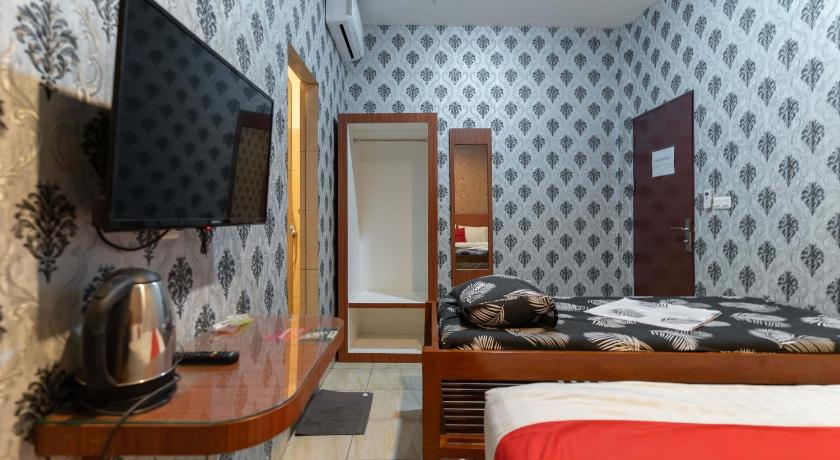 RedDoorz Plus @ Jalan Letda Sujono Medan 2 - image 27