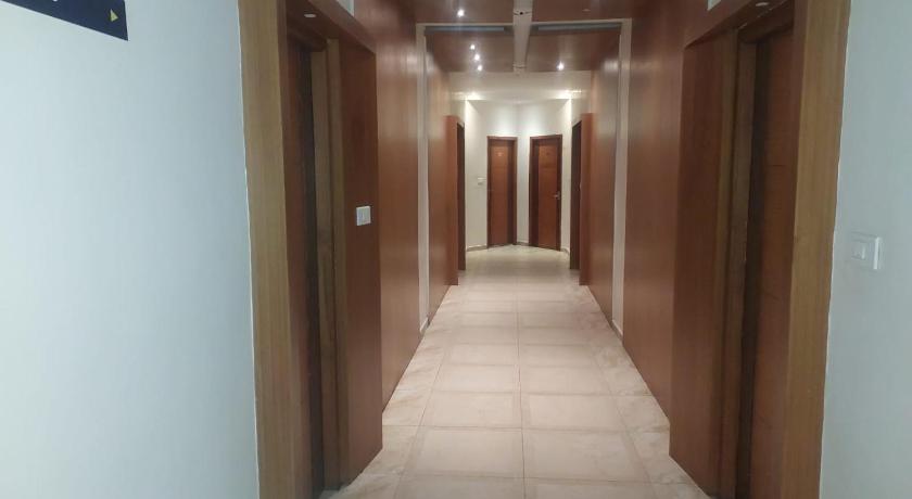 Hotel Dreamland - image 7