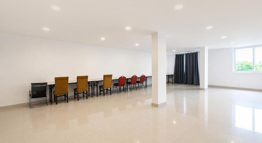FabHotel The Luxor - Nr Rajiv Gandhi International Cricket Stadium Uppal - image 5