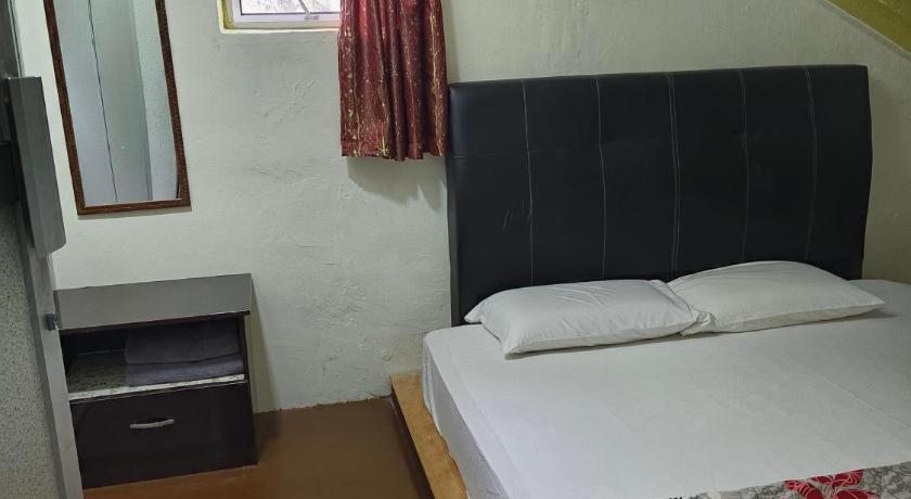Image of Standard Double Room 0