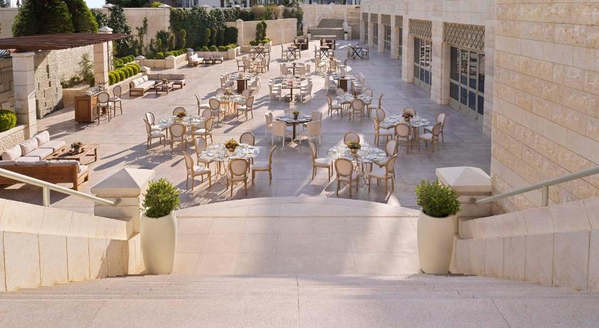 Four Seasons Hotel Amman - image 6