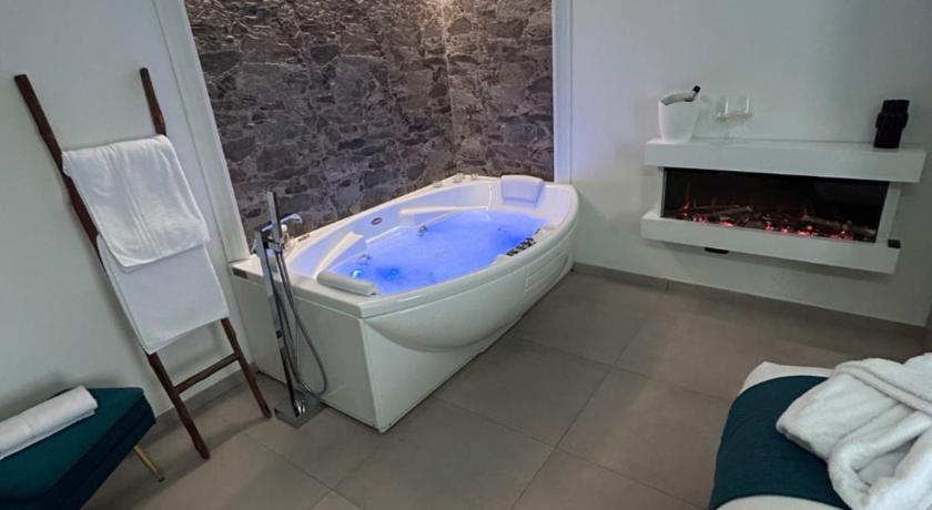 Lakes and Mountains Magic Holiday House