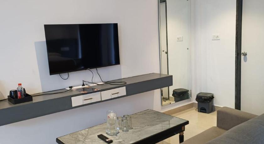 Image of Executive Suite 3