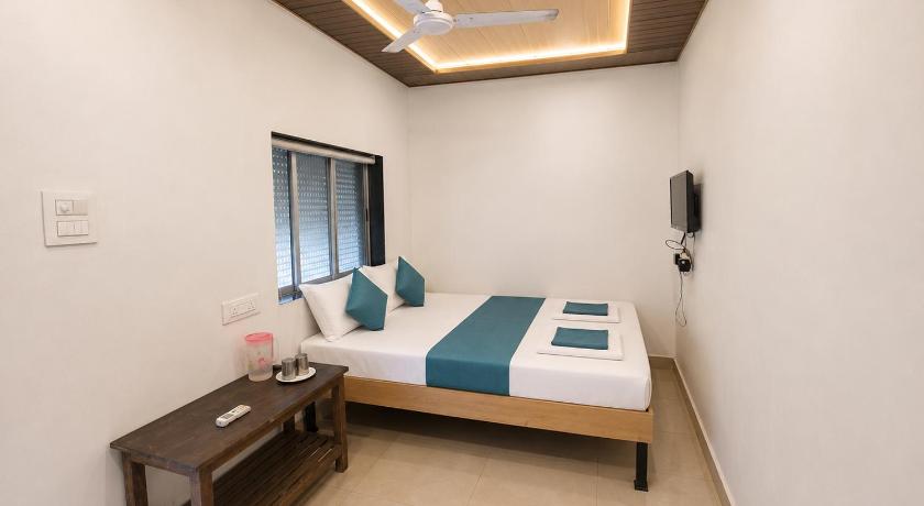 Economy Double AC Room