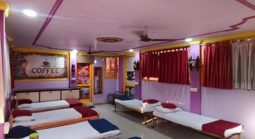 Govind Hotel - image 9