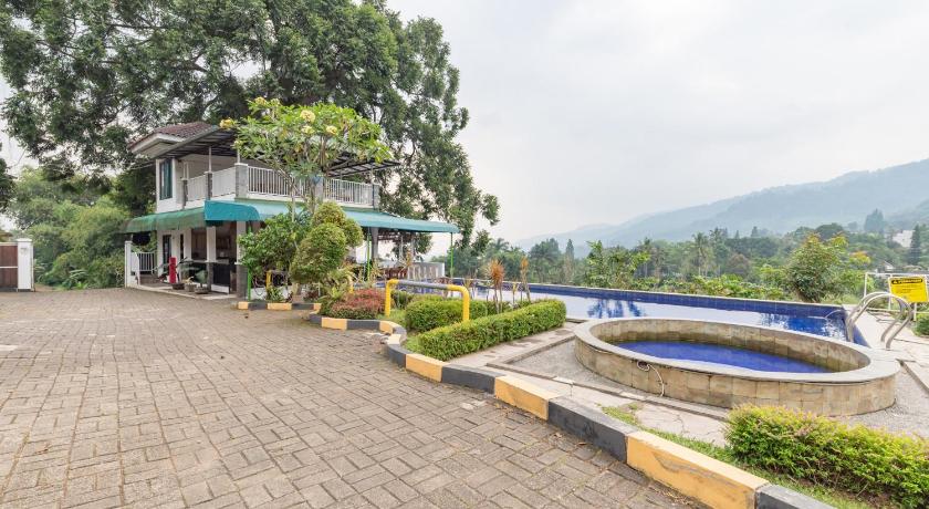 Urbanview Resort Syariah Khansa Cisarua Puncak by RedDoorz - image 8