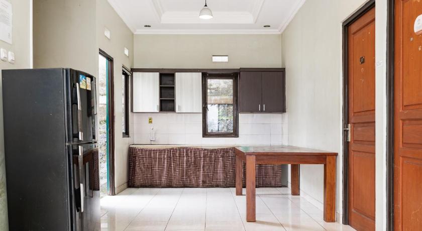 Urbanview Resort Syariah Khansa Cisarua Puncak by RedDoorz - image 46