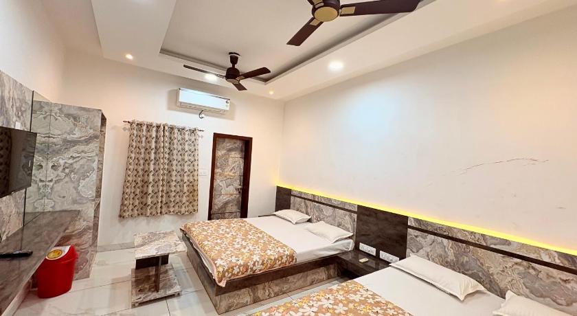 Hotel Shree Karni Palace - image 9