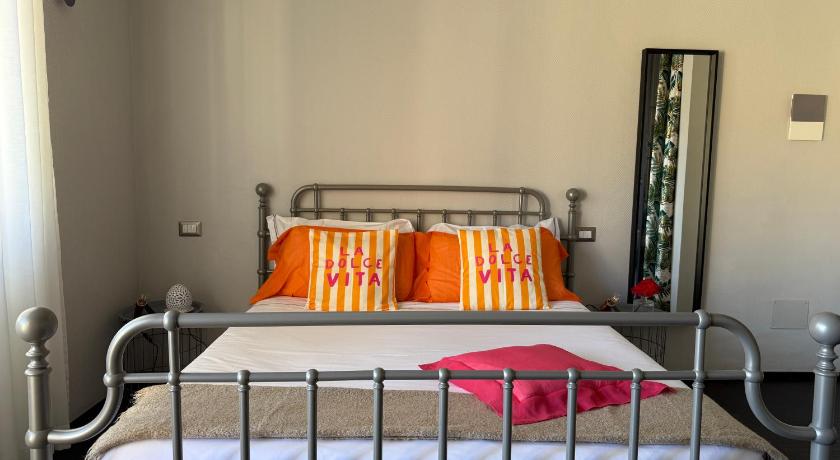 Loraia Design Rooms