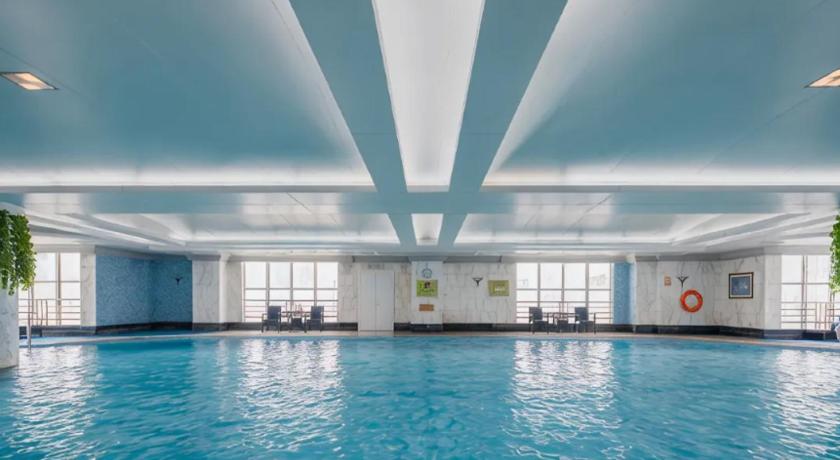 Wuhan Ramada Plaza Tian Lu Hotel - image 17
