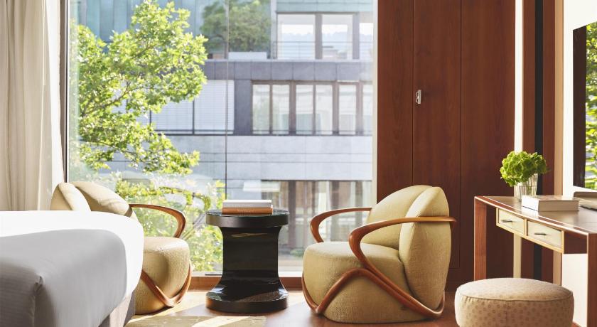 Image of Park Suite 5