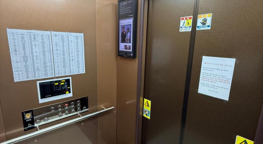 Incheon Airport guest house - image 37