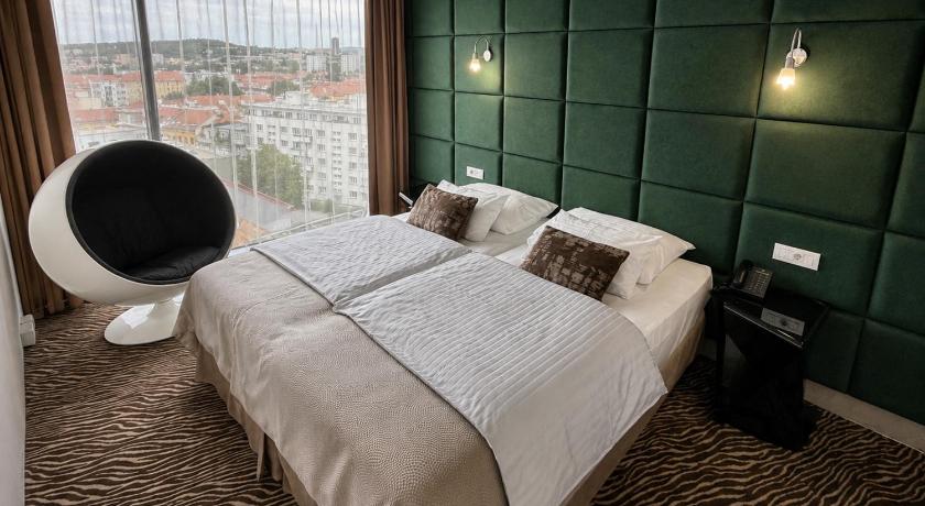 รูปของห้องสุพีเรียร์สวีท (Superior Suite) 0