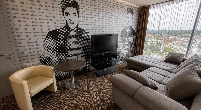 รูปของห้องสุพีเรียร์สวีท (Superior Suite) 1