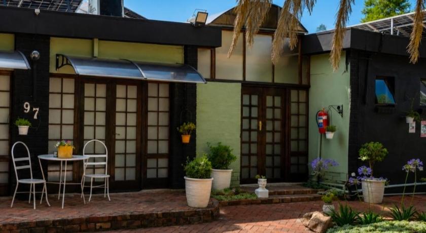 Angels Haven Guest House - image 11