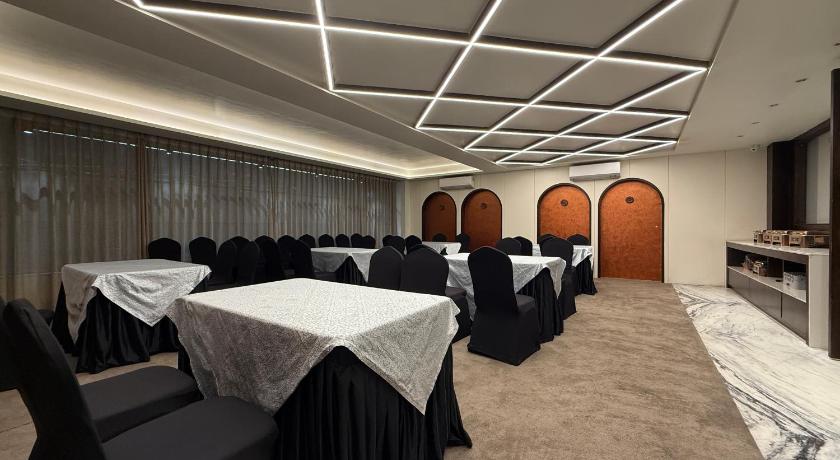 Divik Aparthotel - image 15