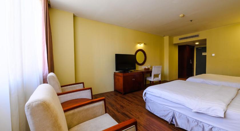 Immagine di Camera Familiare (FAMILY ROOM) 0